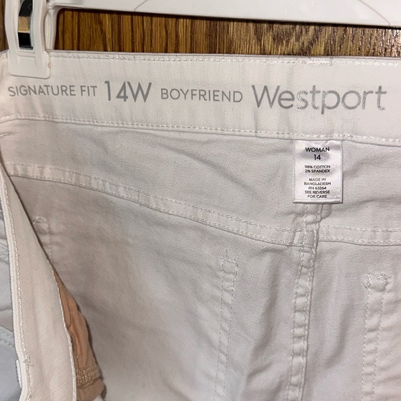 Dressbarn Westport Signature Fit White 14W Boyfriend Jeans - Picture 4 of 8